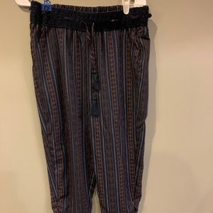 Maurice’s cropped pants NWT